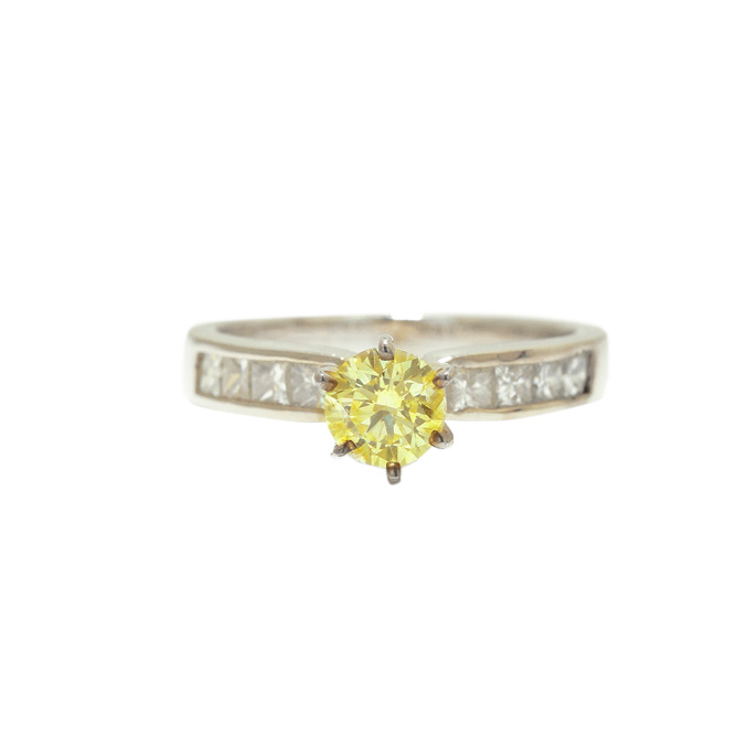 1R25300557 - Yellow Diamond Ring